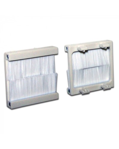 Вставка с черным щеточным вводом, 45х45 LANMASTER (LAN-SIP-23BR-BK) в Нефтеюганске Коннекторы ВО Pintop.ru