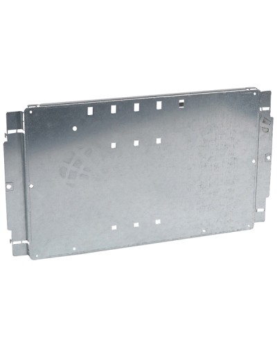 Пластина Legrand 020207 в Нефтеюганске Щиты электрические Pintop.ru