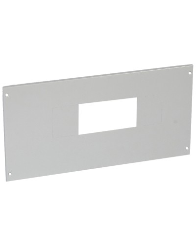 Панель лицевая Legrand 020907 в Нефтеюганске Аксессуары для стоек и шкафов Pintop.ru