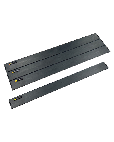 19 пластиковая фальш-панель 4U, разделяемая, быстросъемная, черная LANMASTER LAN-CB-FPP-4U в Нефтеюганске Аксессуары для стоек и шкафов Pintop.ru