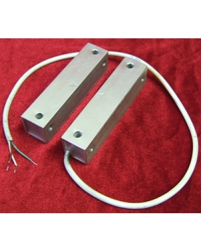 Извещатель охранный магнитоконтактный Магнито-Контакт ИО 102-26 исп.251 (металлорукав из нержавеющей стали) в Нефтеюганске Извещатели охранные Pintop.ru